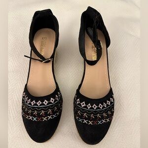 Black Embroidered Espadrilles Wedge Sandals. Size 8